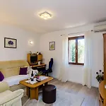 Veronika - One Bedroom With Terrace 두브로브니크
