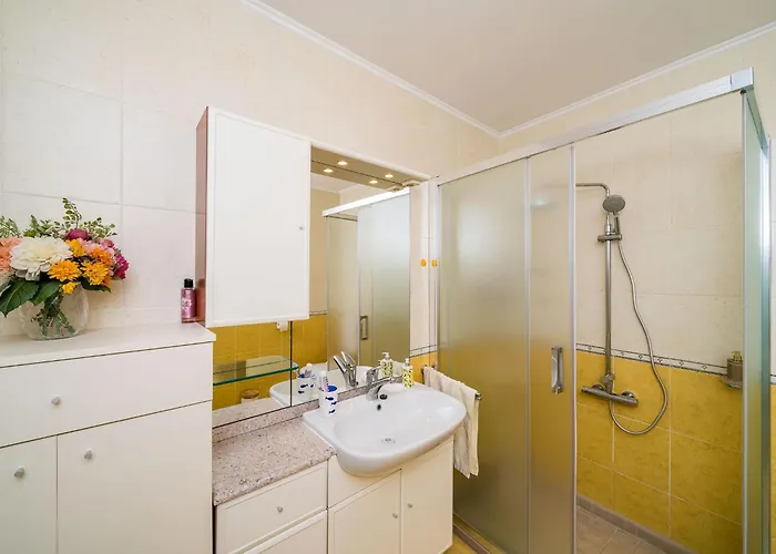 Apartman Veronika - One Bedroom With Terrace Dubrovnik