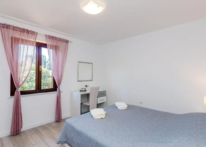 Veronika - One Bedroom With Terrace